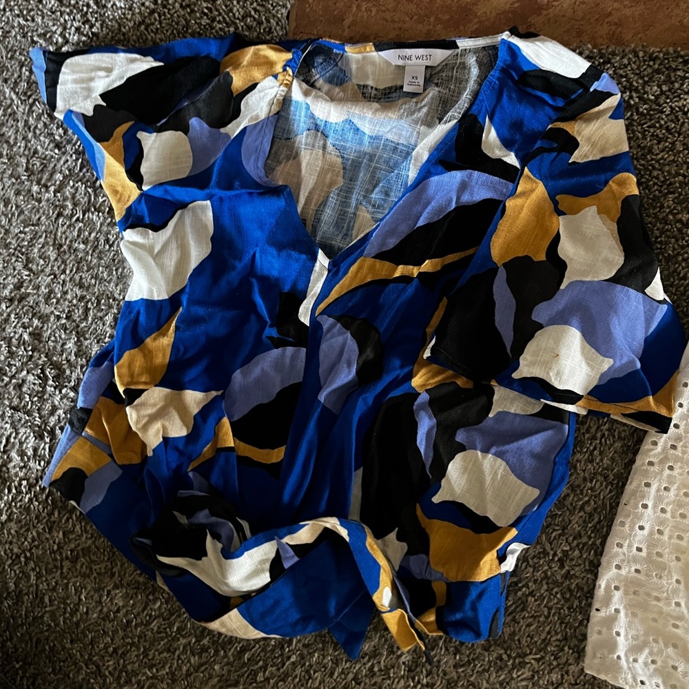 Nine West Multicolor Abstract Blouse